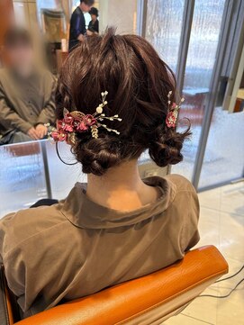 ラドンナアデッソ(LA.DONNA ADDESSO) ヘアアレンジ