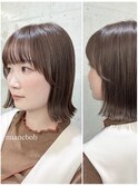 ナチュラルブラウンのニュアンスボブ