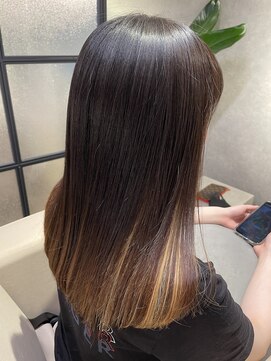 リア ウルル(Ria ulu.ru) マジカルストレート/艶髪/縮毛矯正/髪質改善/自然なストレート