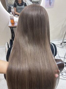 シオ ヘアー デザイン(Sio. hair design) ハイトーン王道milk tea beige