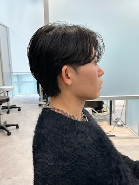 ジーナ 天神(Zina) 毛流れセンターパート(メンズカット/ダウンパーマ/ナチュラル)