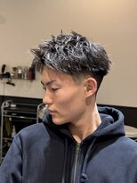 ドゥーエン 花園店(DoEN)&nbsp;ピンパーマ×テーパーフェード