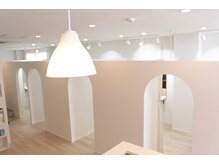イロ ジェイアール JR奈良店(IRO)の雰囲気（全席個室空間となっており、落ち着いた時間をお過ごし頂けます。）