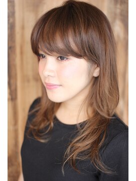 ヘアアンドメイク サファイア(Hair and Make SAPPHIRE) #横顔美人#ラフウェーブ#ミディアム#美容室#静岡