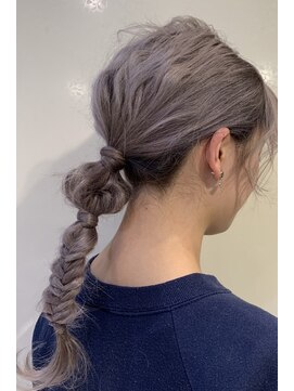 フォルテレイ 青山(FORTE Lei) LIVEのツインヘアにオススメ