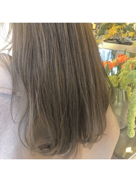 アルク(arc) カーキベージュ