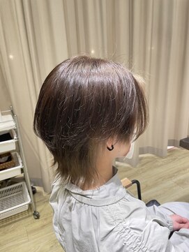 ジップ 緑店(zip) ショートウルフ×20代モード感up