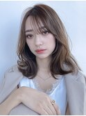 韓国風ミディアムレイヤーくびれ外ハネ大人可愛い