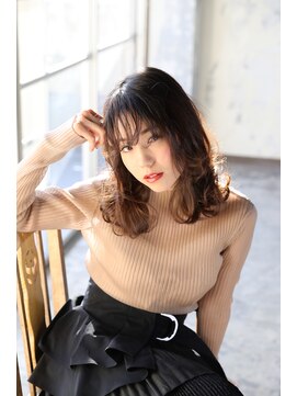 レイフィールド 関店 ゆるふわレイヤースタイル