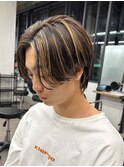 ハイライトセンターパートメッシュダブルカラーツーブロック