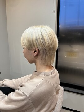 トラッド(TRAD) 抜きっぱなしブロンドカラー