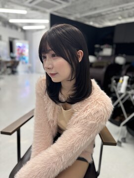 ハピネス 梅田茶屋町店(HAPPINESS) ミディアムレイヤー/韓国ヘア/顔まわり/ブリーチなし/グレージュ