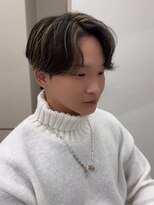 アコロン(acoron.)&nbsp;ハイライト/センターパート/池袋メンズカット