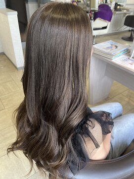 オッジ ヘアー 深谷店(Oggi Hair) アッシュベージュ 11月
