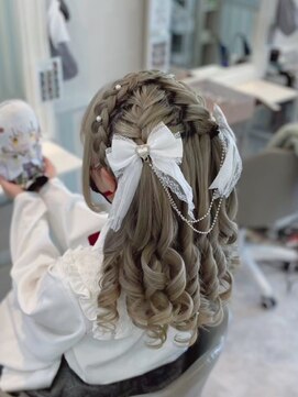 ヘアセットサロン ミント(Hair set salon MINT) 編みカチュハーフツインテール