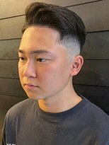 ディスイズバーバーセカンド(THIS IS BARBER 2nd)&nbsp;フェードカット 七三分け アップバング 毛流れパーマ