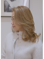 ピークアブー 銀座並木通り(PEEK-A-BOO)&nbsp;50代　白髪も透けるやわらかベージュレイヤー