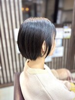 トレセッテ(tre sette)&nbsp;丸みを活かしたショートボブスタイル