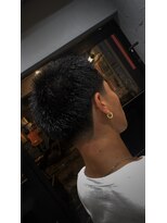 エーピーティートアウエスト(APT. TOR WEST) taper fade
