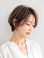 ウィールール 栄町店(WE RULE)&nbsp;レイヤーショートボブ小顔外ハネスタイルグレージュ