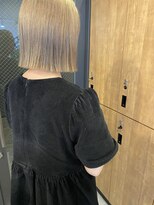 シフターズ(SIFTERS) 切りっぱなしボブ◇ブリーチ