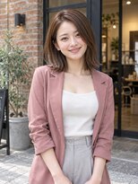 ラナ(LaNA)&nbsp;横に流れる前髪と柔らかブラウンのミディ
