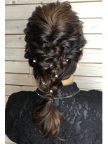 デコヘアー キートス(DECO HAIR kiitos)&nbsp;お呼ばれ編みおろしアレンジ