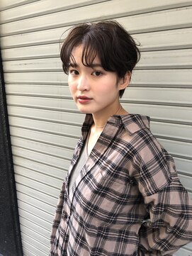 リラ バイ クオーレ(LIRA by CUORE) フェミニンショート