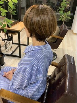 ラソス(Lazos) 大人ショートボブ★