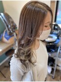 イヤリングカラー×フォギーベージュ