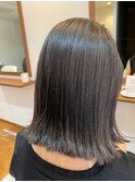 ぶつ切りボブ/フレンチボブ/グレイアッシュ/冬カラー/抜け感ヘア