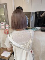 キャンバス バイ ネオリーブ 横浜西口(Canvas by neo.)&nbsp;ハイトーンボブ 切りっぱなしボブ グレージュ sn