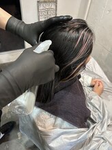 ＊オリジナル髪質改善剤の導入　プレ処理