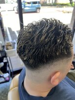 サラ HAIR&MAKE SALA 相模大塚店 スキンフェードメッシュ