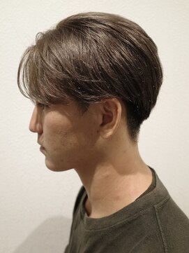 オーシャントーキョー 原宿(OCEAN TOKYO) ニュアンスセンターパートメンズカットベージュ