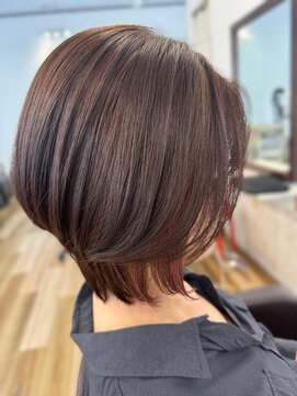 ヘアーズルーム ココ(koco.) 前下がりショートレイヤーボブ