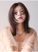 切りっぱなしロブフェイスレイヤーマロンブラウン