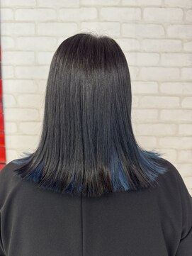 ビス ヘア アンド ビューティー 西新井店(Vis Hair＆Beauty) 20代30代インナーカラー切りっぱなしロングボブブルー×ブラック