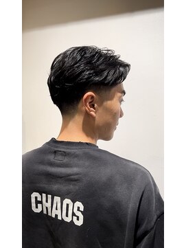 カムレイド フォー ライフ(COMRADE 4 LIFE) パーマ×テーパーフェード　担当は西村を指名下さい