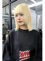 ランズ アネックス 梅田(LANDS ANNEX) ホワイトブロンド 大阪 梅田 韓国