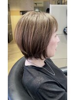 アーカイブ(archive)&nbsp;小顔に見える短すぎない大人ショート archive垂水