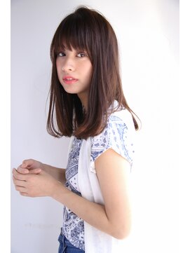 リル(Lilou) 【Lilou】大人かわいい ストレート 切りっぱなし セミロング