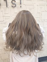 ヘアアンドメイク ビス イオンモール八幡東店(Bis!)&nbsp;【Bis!八幡東】シナモンロング