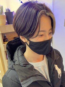 キューズ クラブ(cuz KLUB) 【cuzKLUB】シアーベージュフロントカラー×ハンサムショート