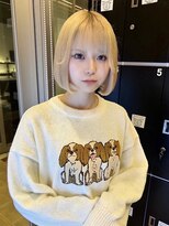 インク サカエ(inq sakae) ハイトーンボブ/ホワイトベージュ