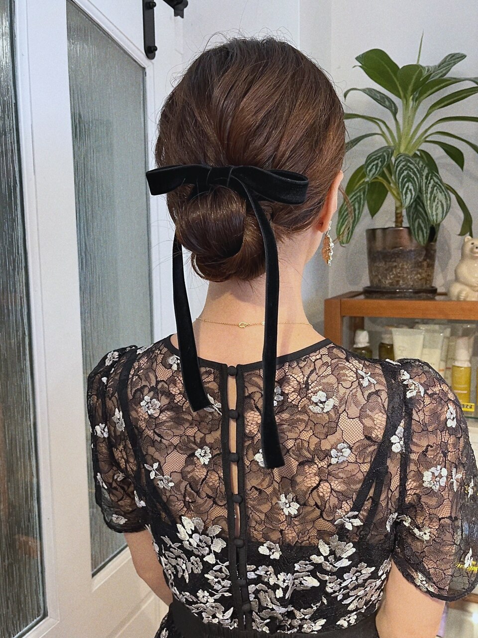 2025年春】シニヨン お呼ばれの髪型・ヘアアレンジ｜人気順