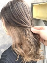 カリーナコークス 原宿 渋谷(Carina COKETH) ケアブリーチ/インナーカラー/ダブルカラー/ボブ/レイヤーカット