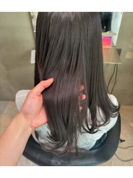 アディクション(ADDICTION) 【地毛風ストレート/トリートメント】ツヤ・まとまりUP♪