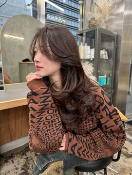 エッセンザ 梅田(ESSENZA) 海外レイヤーカット