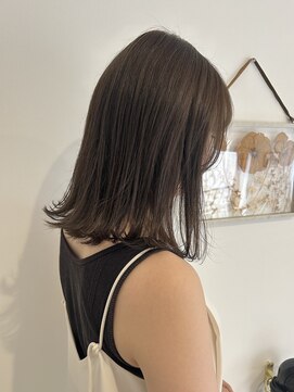 キキ(kiki) 【shiori】透けベージュ